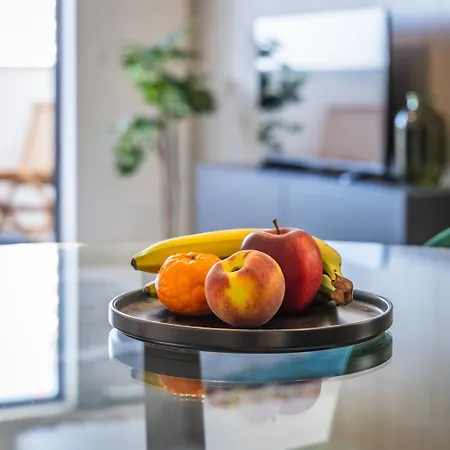 Sunlit Serenity Modern With Views Daire Msida