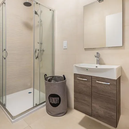 Sunlit Serenity Modern With Views