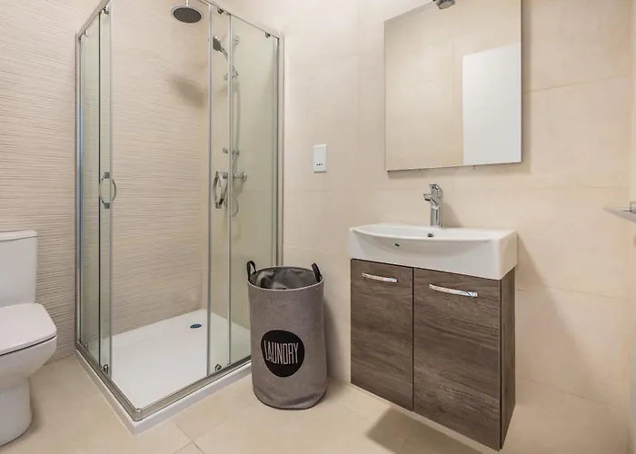 Sunlit Serenity Modern With Views