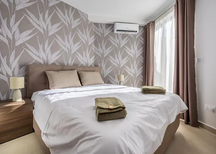 Sunlit Serenity Modern With Views Lejlighed Msida