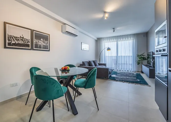 Sunlit Serenity Modern With Views * Msida