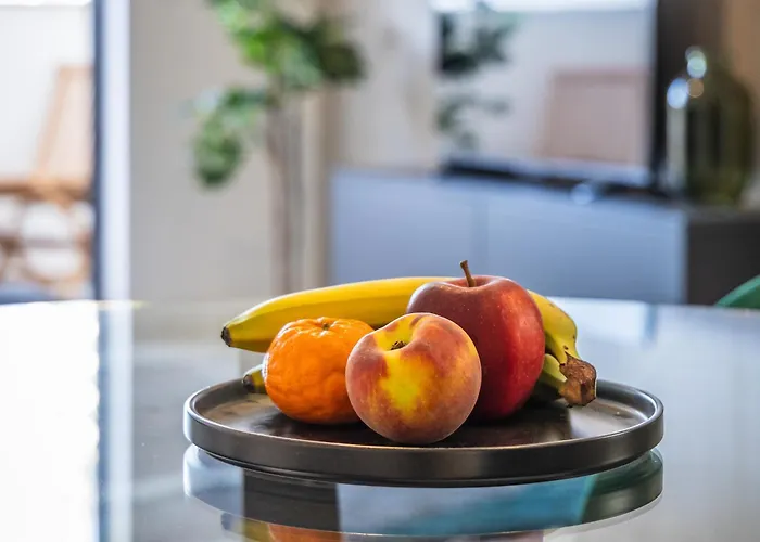 Sunlit Serenity Modern With Views Lejlighed Msida